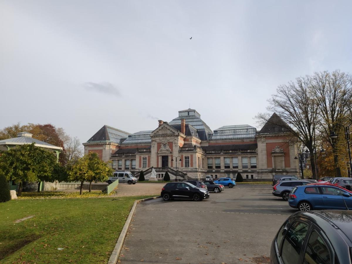 Residence Musee-Home - Centre Ville Valenciennes Bagian luar foto